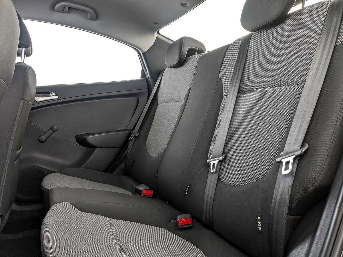 Купить Hyundai Solaris с пробегом. Фото: #13