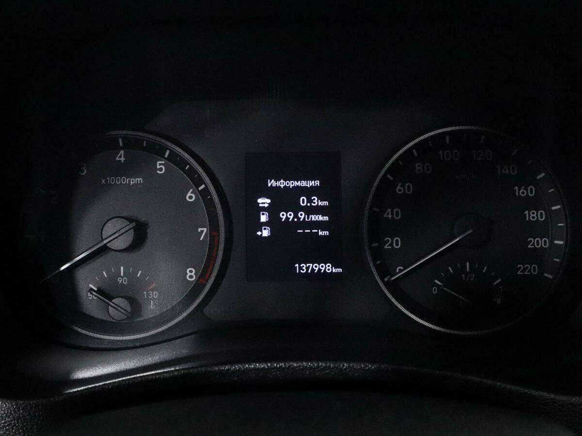 Купить Hyundai Solaris с пробегом. Фото: #9