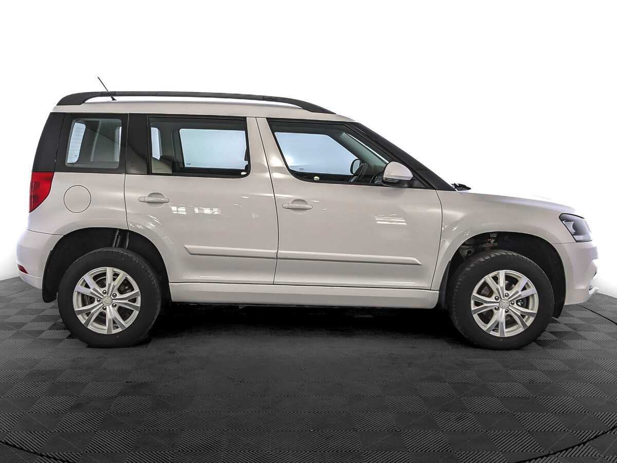 Купить Skoda Yeti с пробегом. Фото: #3