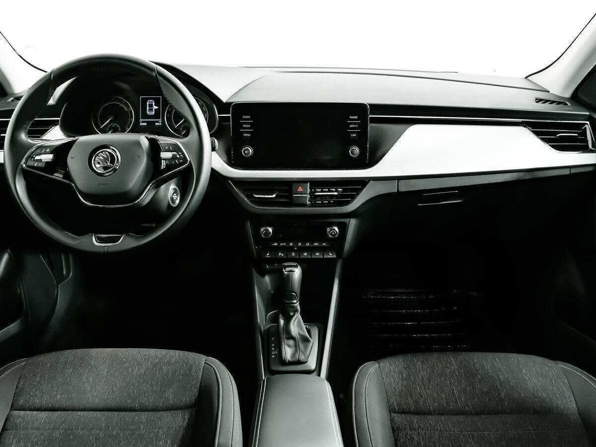 Купить Skoda Rapid с пробегом. Фото: #10