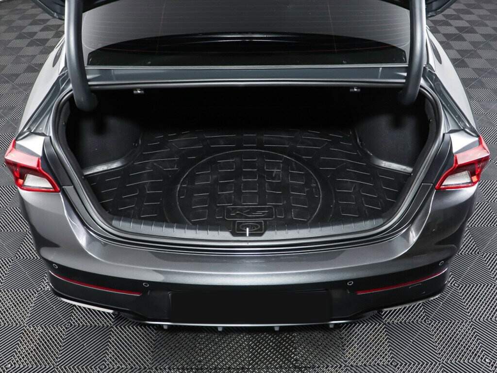 Купить Kia K5 с пробегом. Фото: #9