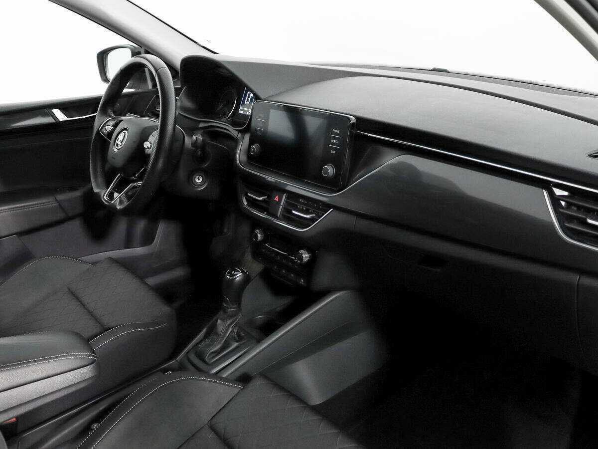 Купить Skoda Rapid с пробегом. Фото: #10