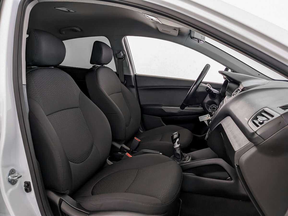 Купить Kia Rio с пробегом. Фото: #17