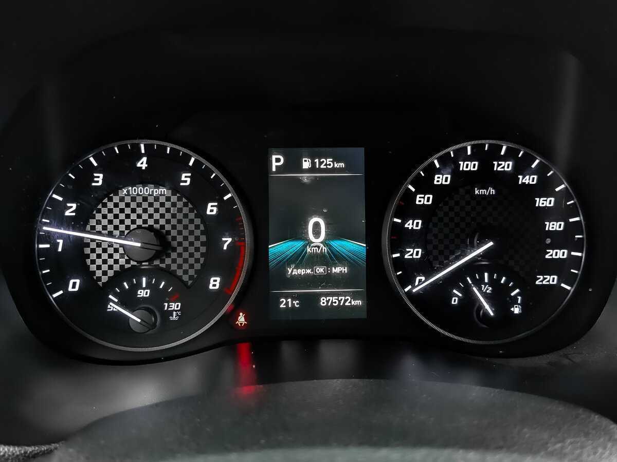 Купить Hyundai Solaris с пробегом. Фото: #10