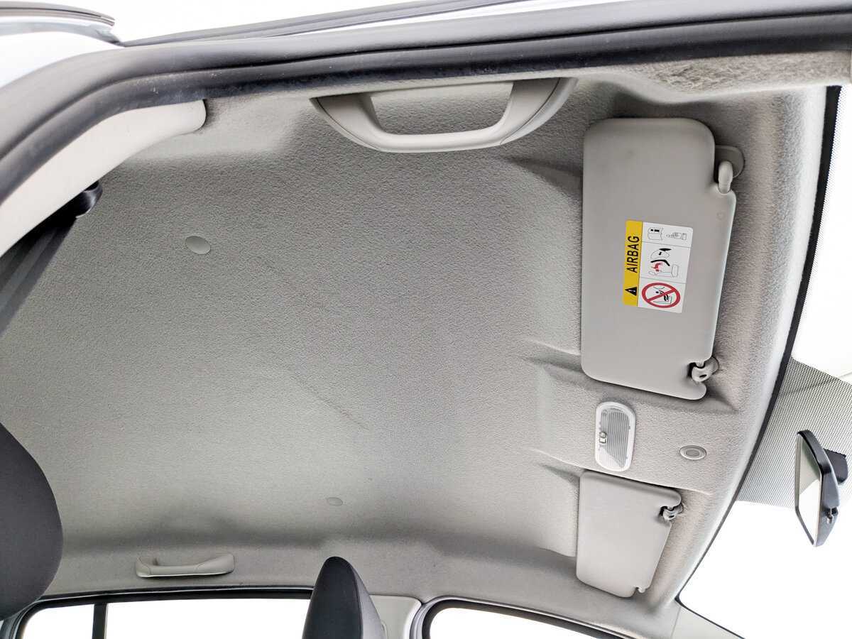 Купить Renault Sandero с пробегом. Фото: #21