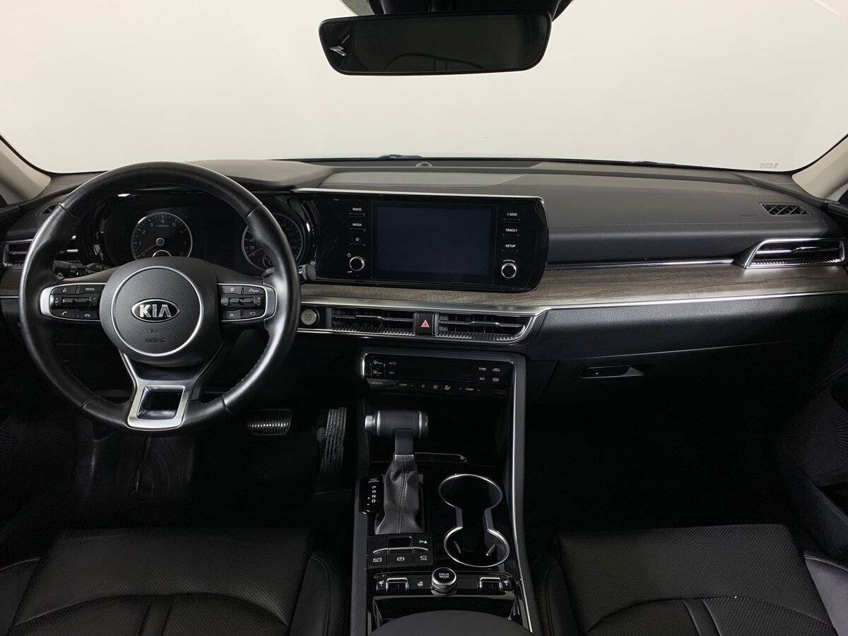 Купить Kia K5 с пробегом. Фото: #11