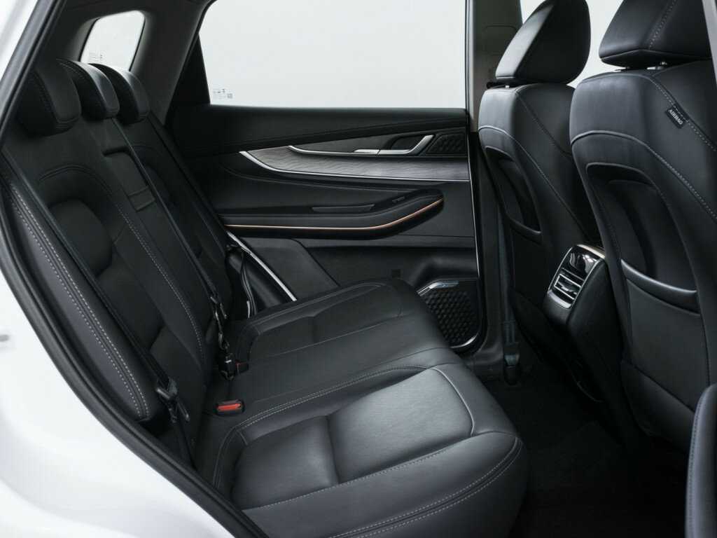 Купить EXEED LX с пробегом. Фото: #9