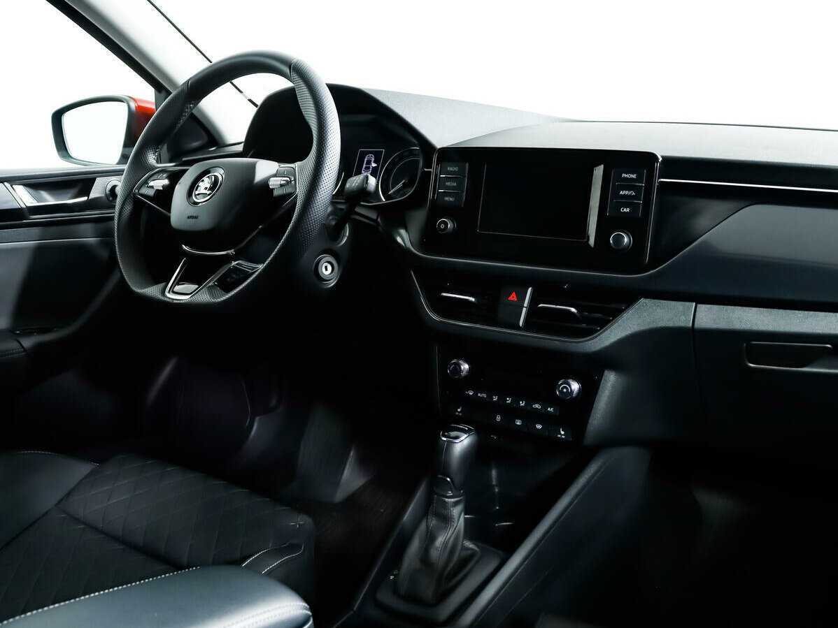 Купить Skoda Rapid с пробегом. Фото: #8