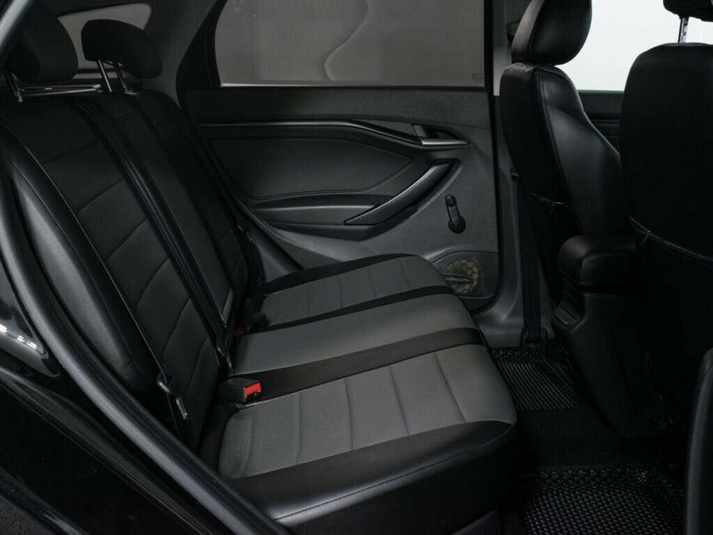 Купить Lada (ВАЗ) Vesta с пробегом. Фото: #9