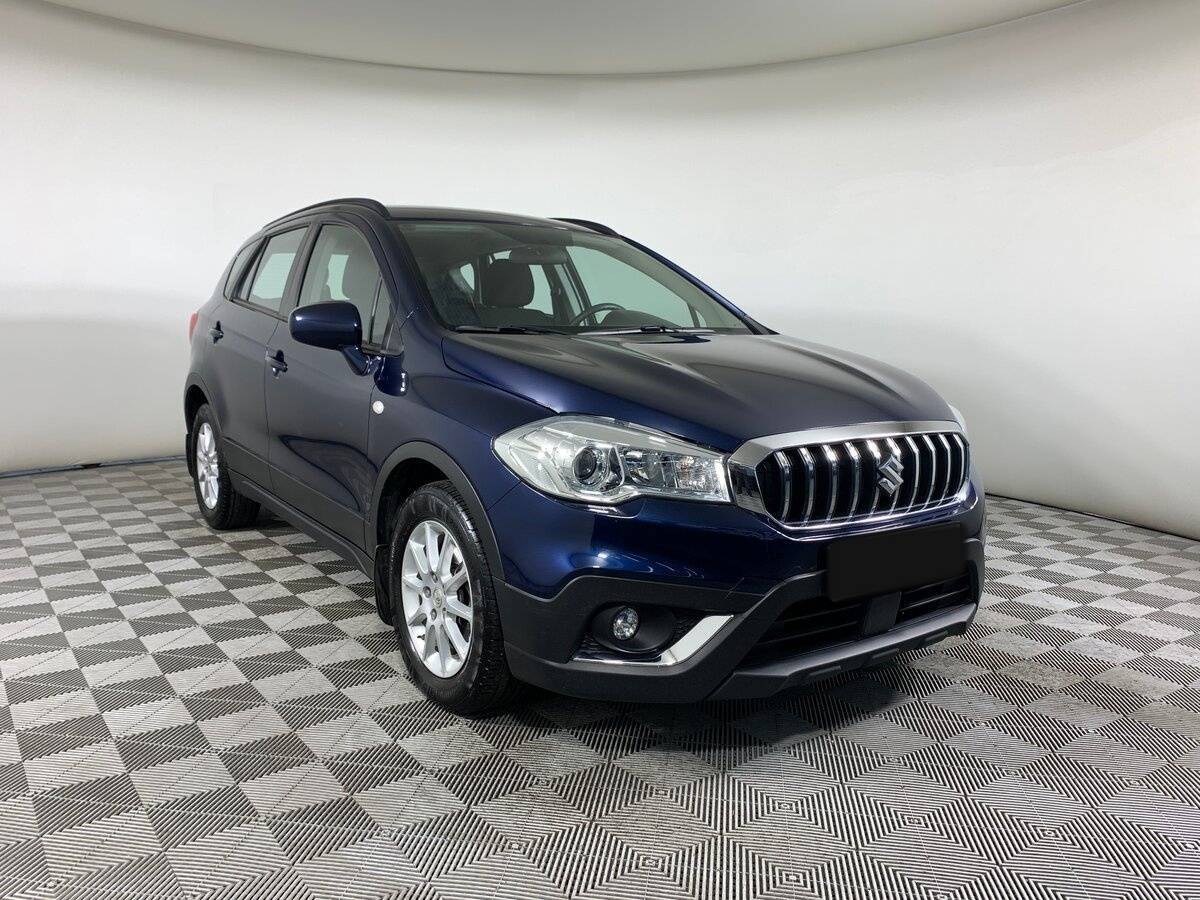 Купить Suzuki SX4 с пробегом. Фото: #2