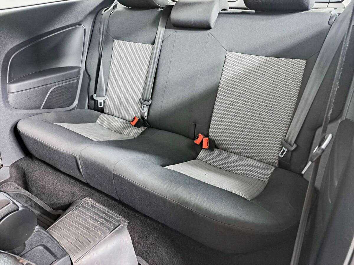 Купить Volkswagen Polo с пробегом. Фото: #9