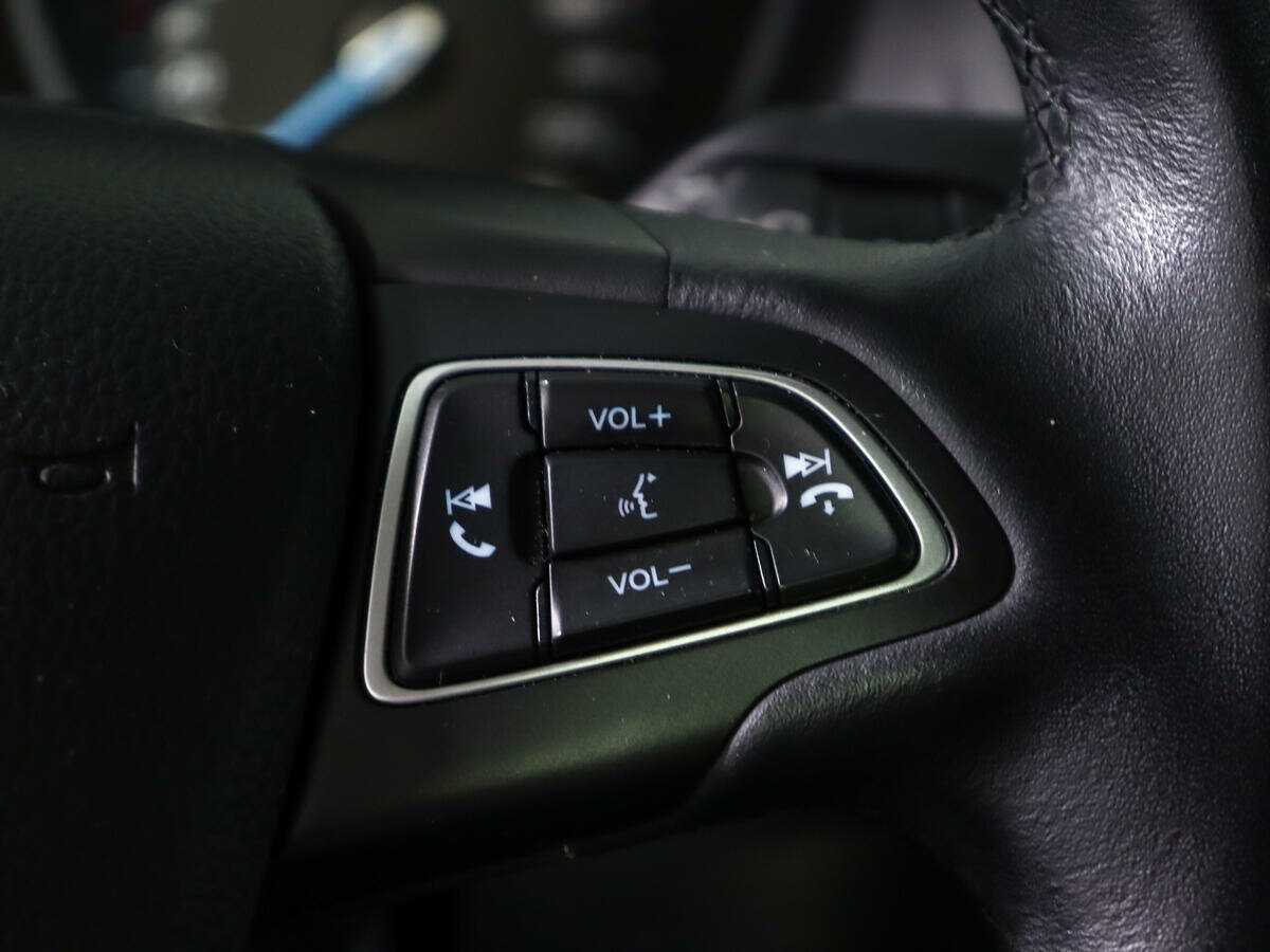 Купить Ford Focus с пробегом. Фото: #14