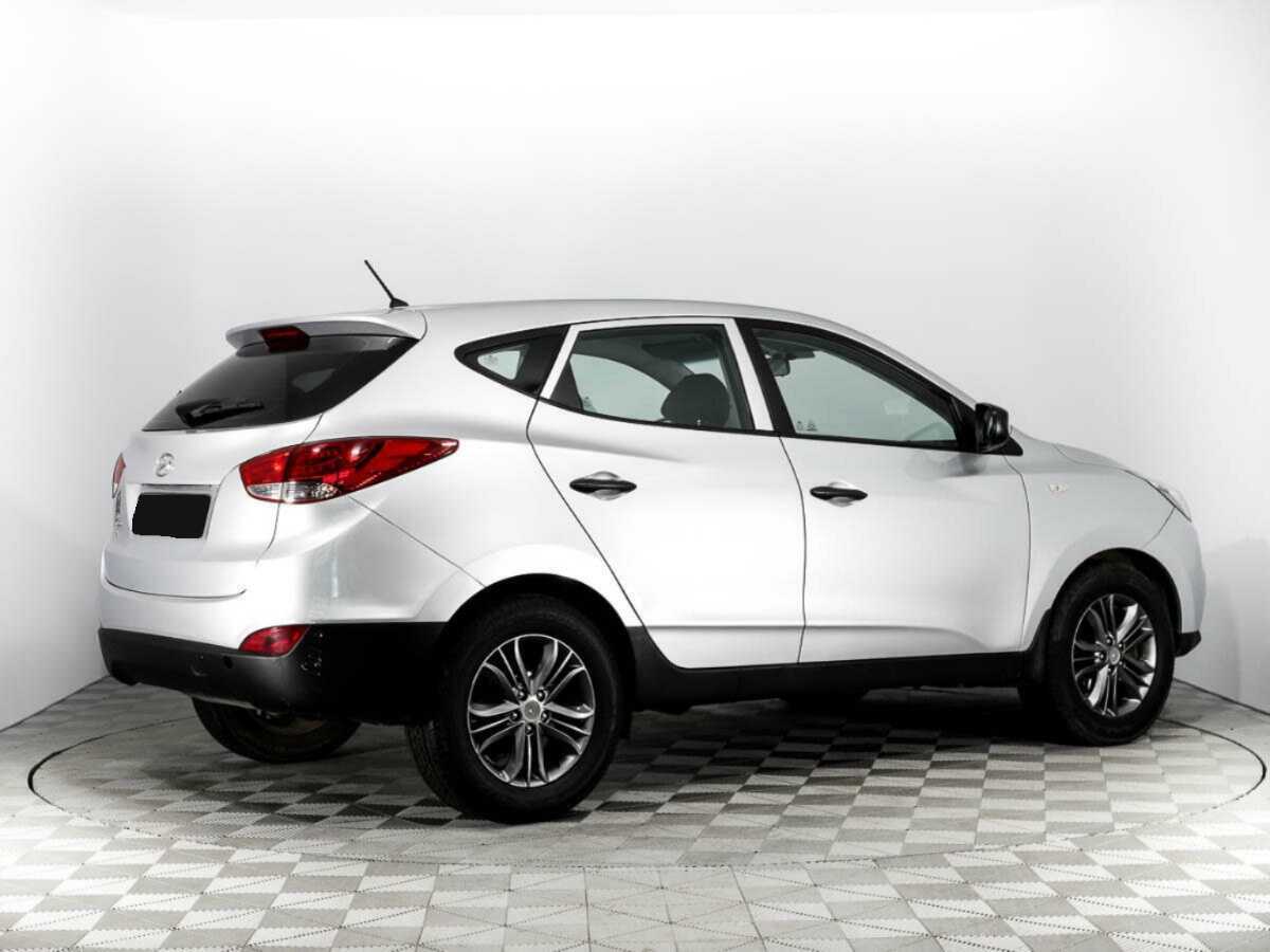 Купить Hyundai ix35 с пробегом. Фото: #4
