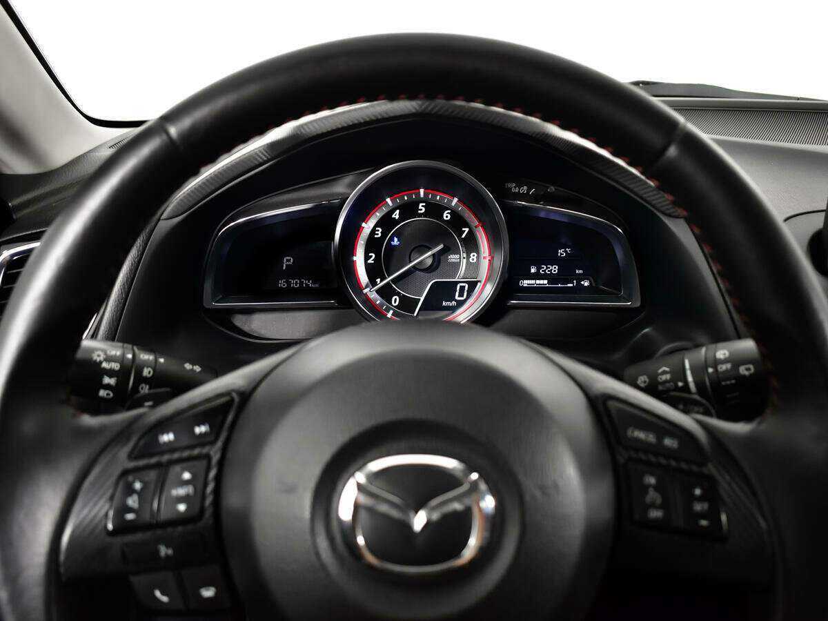 Купить Mazda 3 с пробегом. Фото: #10