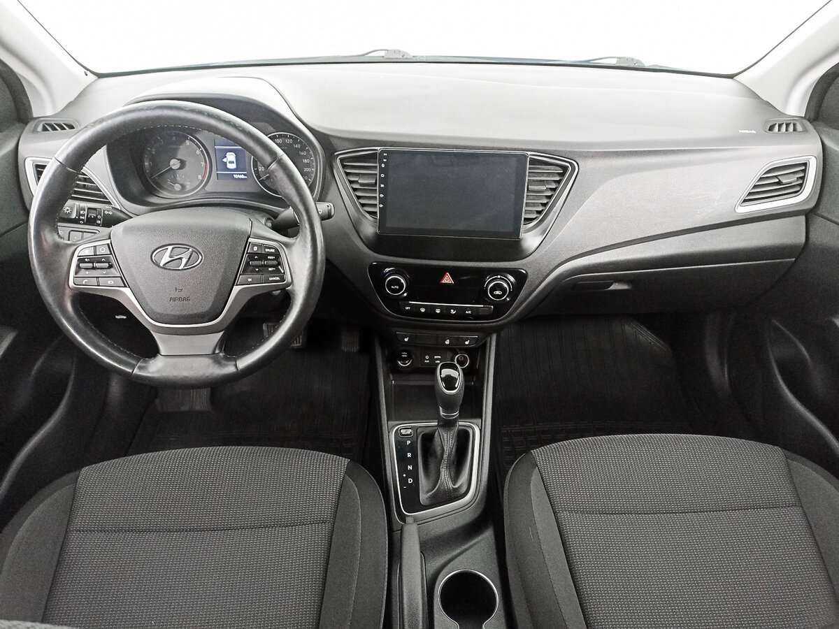 Купить Hyundai Solaris с пробегом. Фото: #11