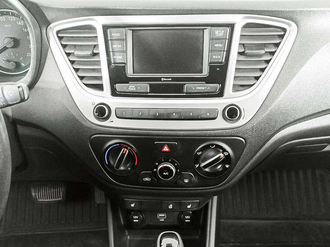 Купить Hyundai Solaris с пробегом. Фото: #14