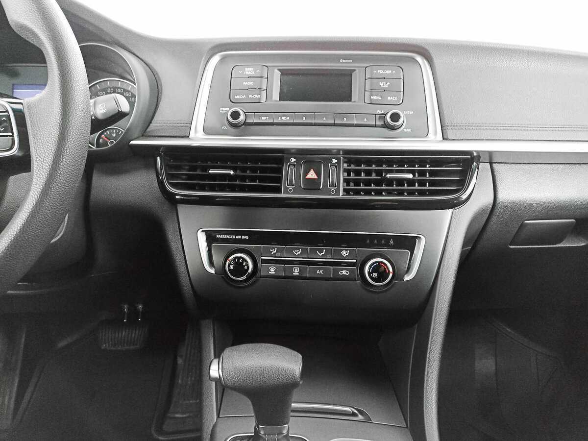 Купить Kia K5 с пробегом. Фото: #12