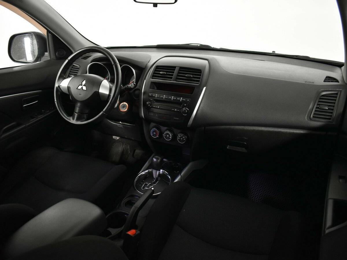 Купить Mitsubishi ASX с пробегом. Фото: #9