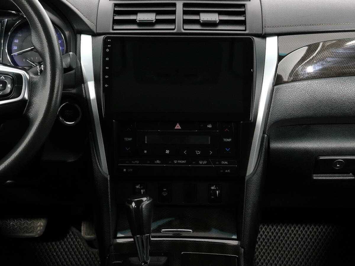 Купить Toyota Camry с пробегом. Фото: #13