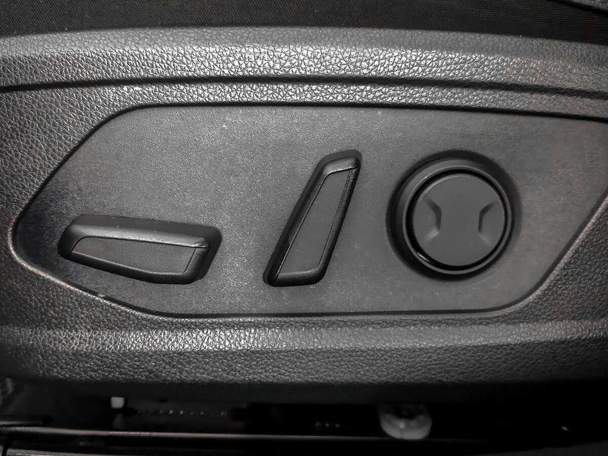 Купить Kia K5 с пробегом. Фото: #16