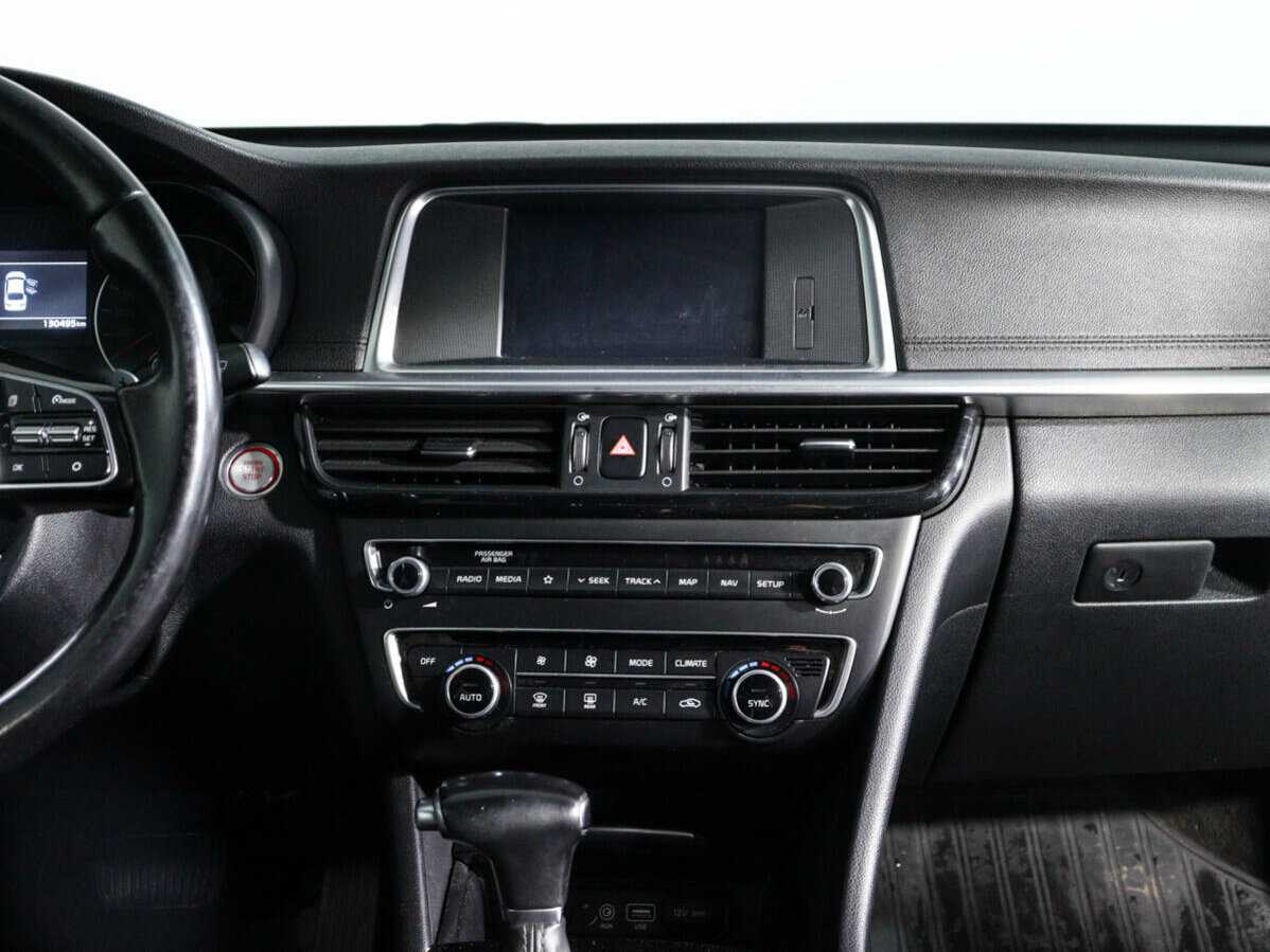 Купить Kia Optima с пробегом. Фото: #12