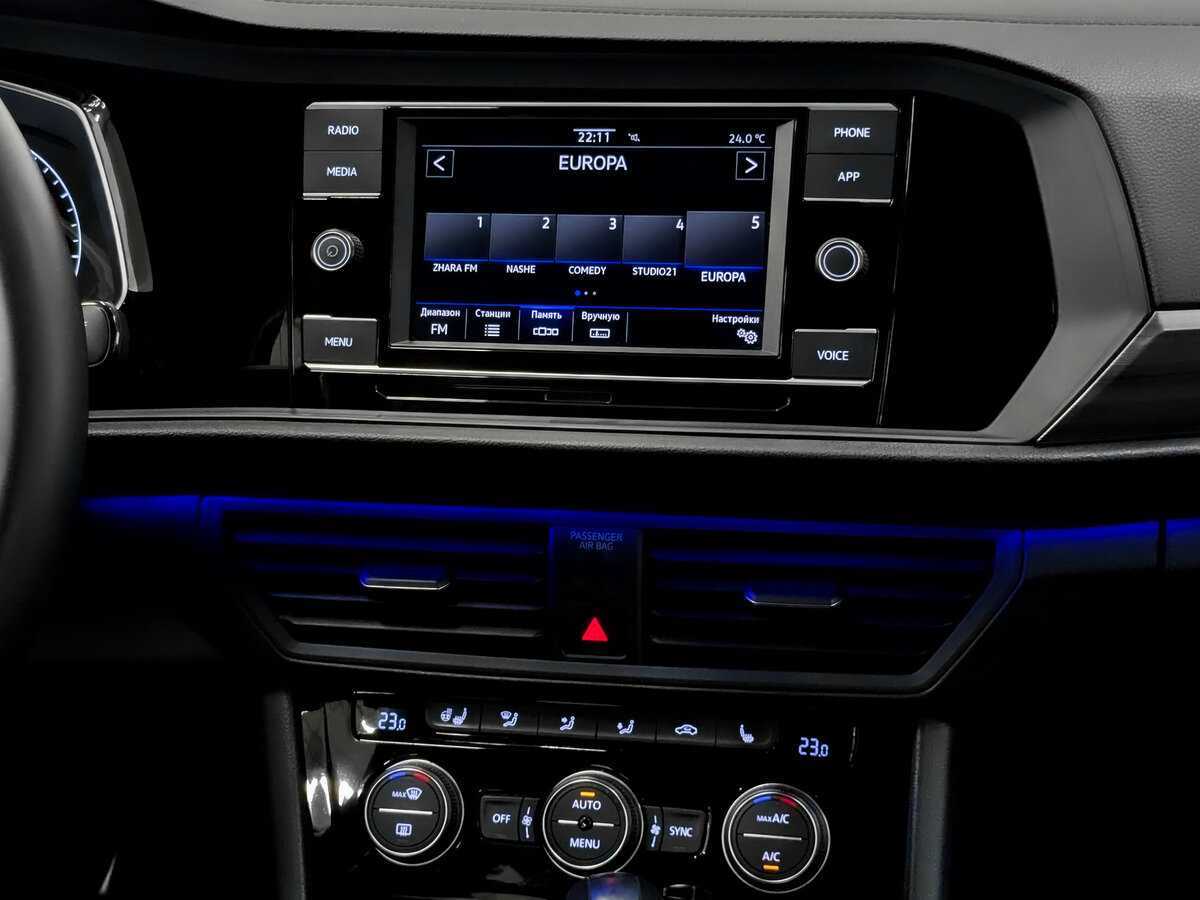 Купить Volkswagen Jetta с пробегом. Фото: #14