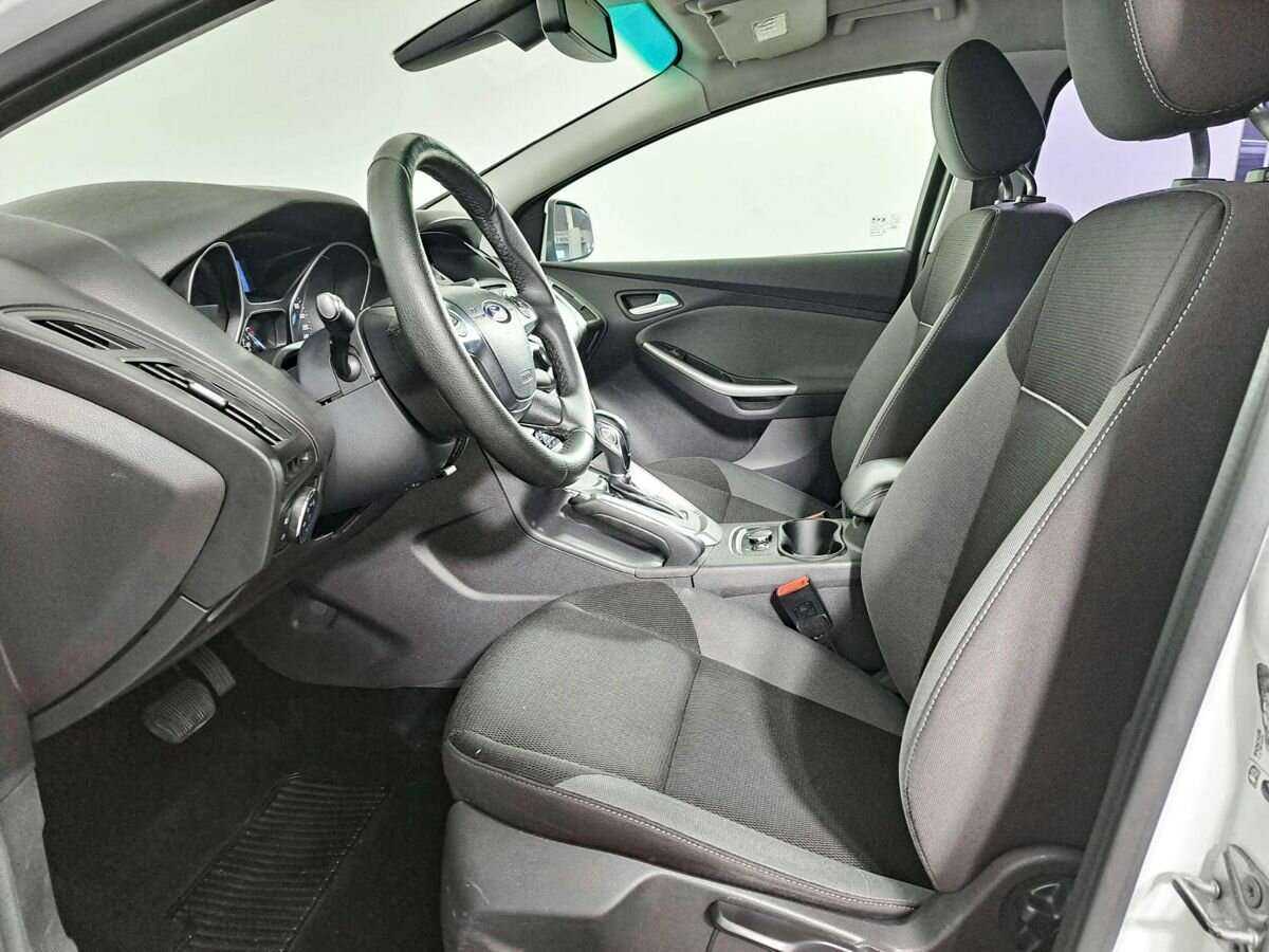 Купить Ford Focus с пробегом. Фото: #15