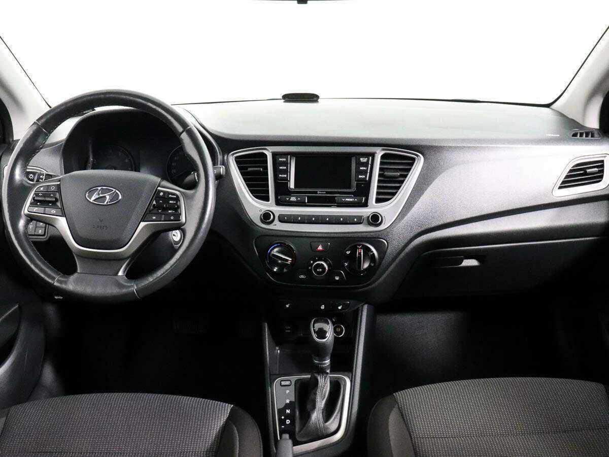 Купить Hyundai Solaris с пробегом. Фото: #10