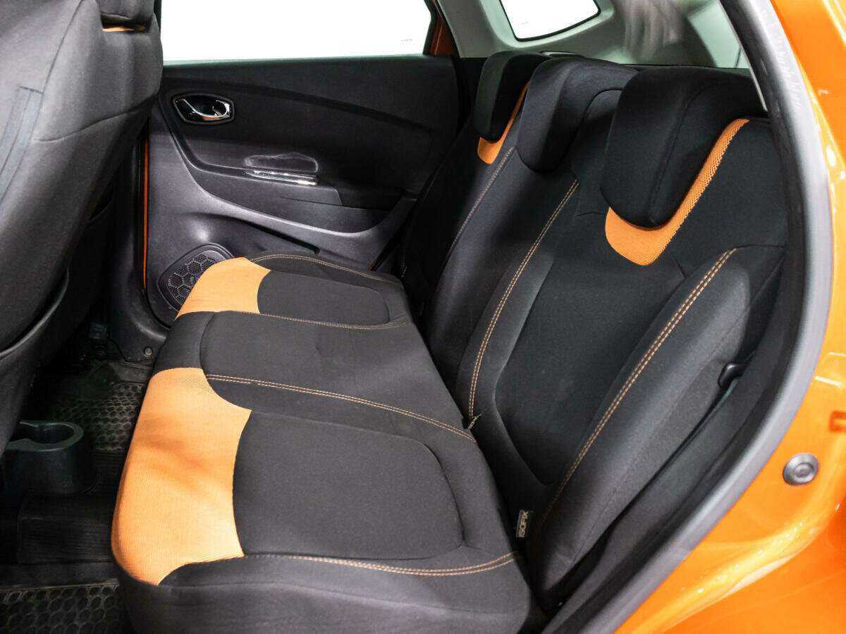 Купить Renault Kaptur с пробегом. Фото: #9