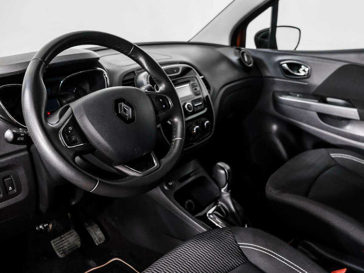Купить Renault Kaptur с пробегом. Фото: #6