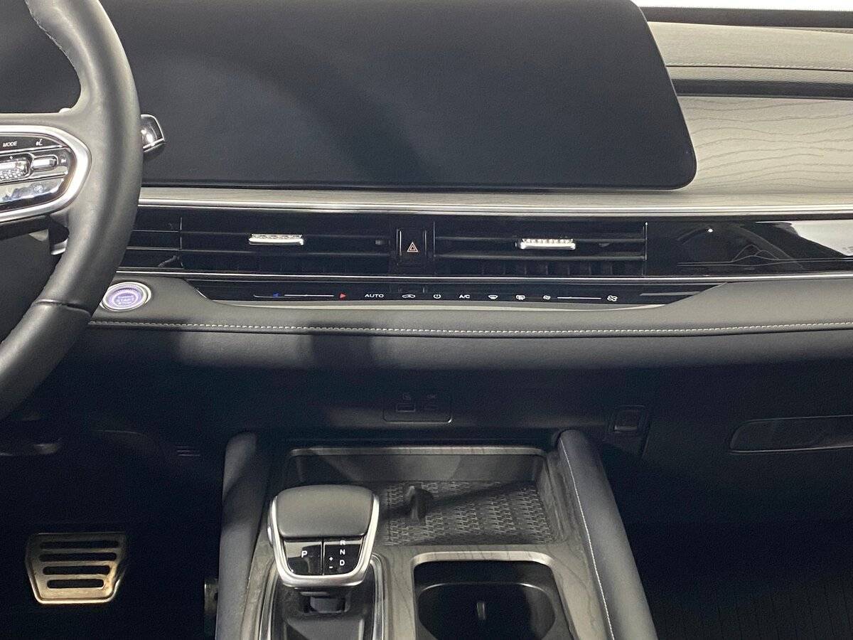 Купить Chery Arrizo 8 с пробегом. Фото: #14