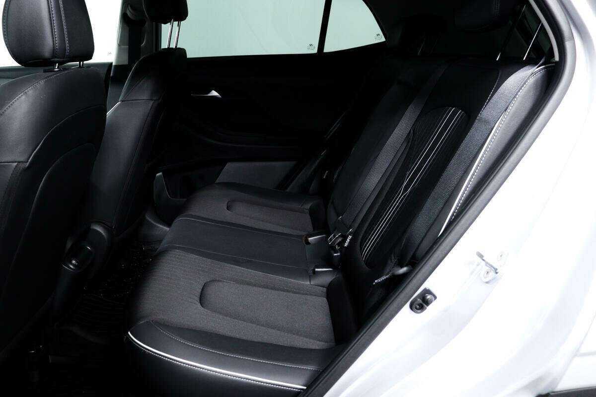 Купить Hyundai Creta с пробегом. Фото: #11