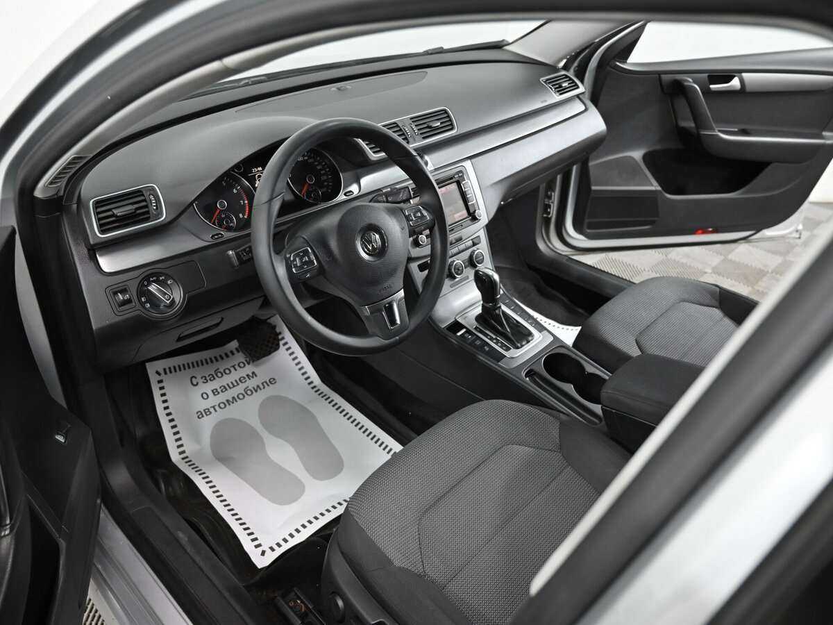 Купить Volkswagen Passat с пробегом. Фото: #3