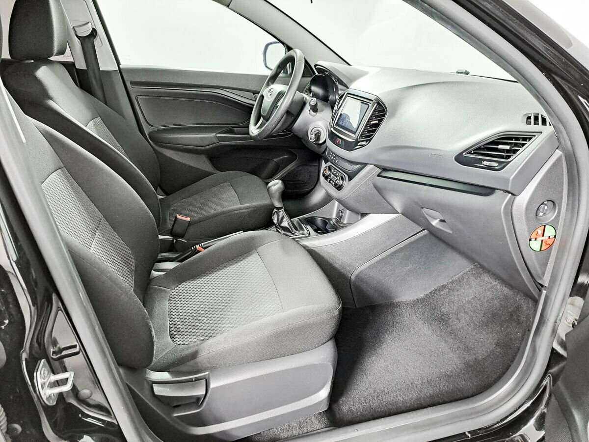 Купить Lada (ВАЗ) Vesta с пробегом. Фото: #8