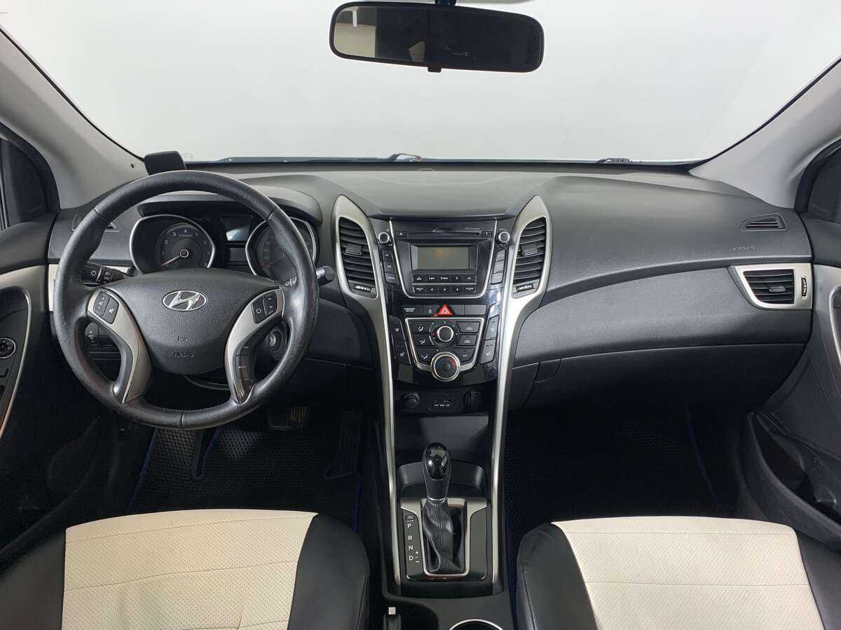 Купить Hyundai i30 с пробегом. Фото: #9