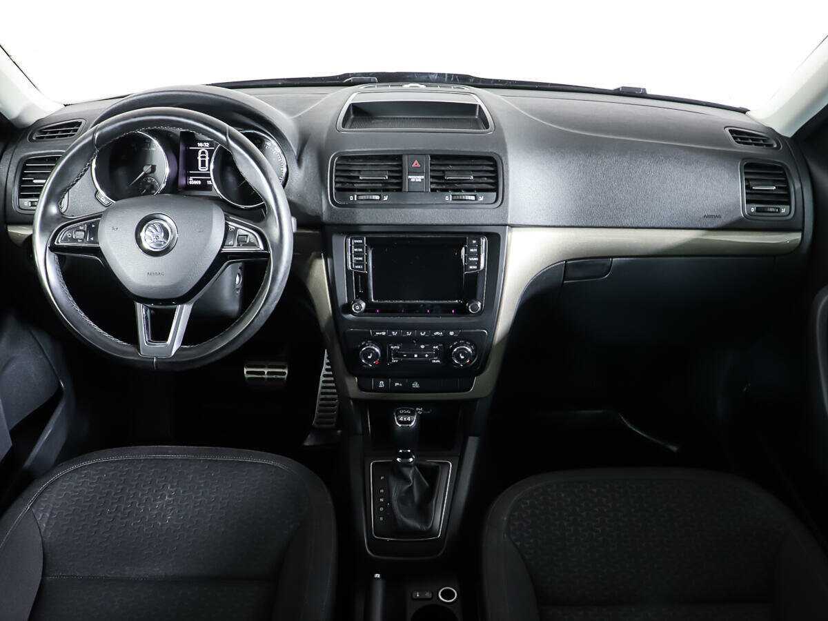 Купить Skoda Yeti с пробегом. Фото: #11