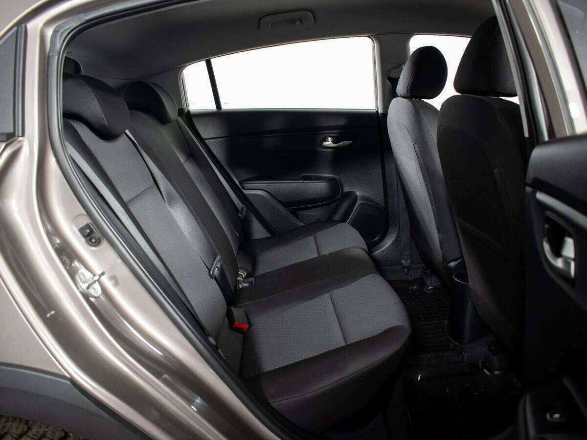 Купить Kia Rio с пробегом. Фото: #7