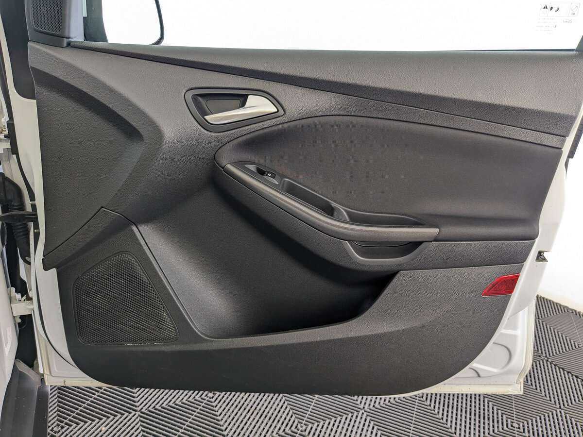 Купить Ford Focus с пробегом. Фото: #20