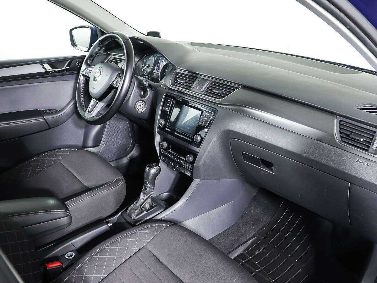 Купить Skoda Rapid с пробегом. Фото: #8