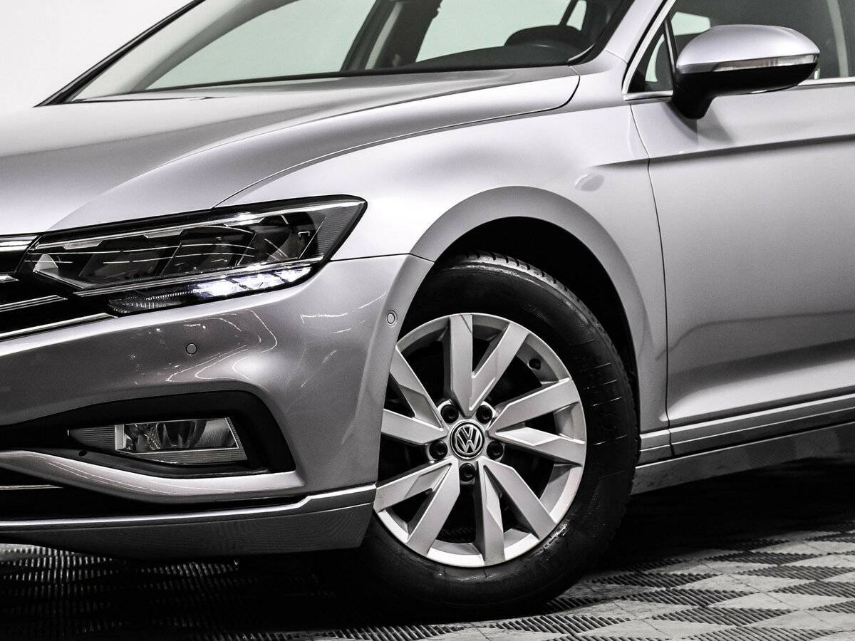 Купить Volkswagen Passat с пробегом. Фото: #14