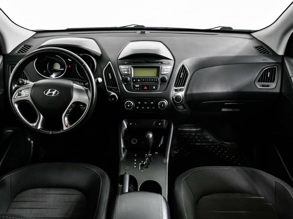 Купить Hyundai ix35 с пробегом. Фото: #10