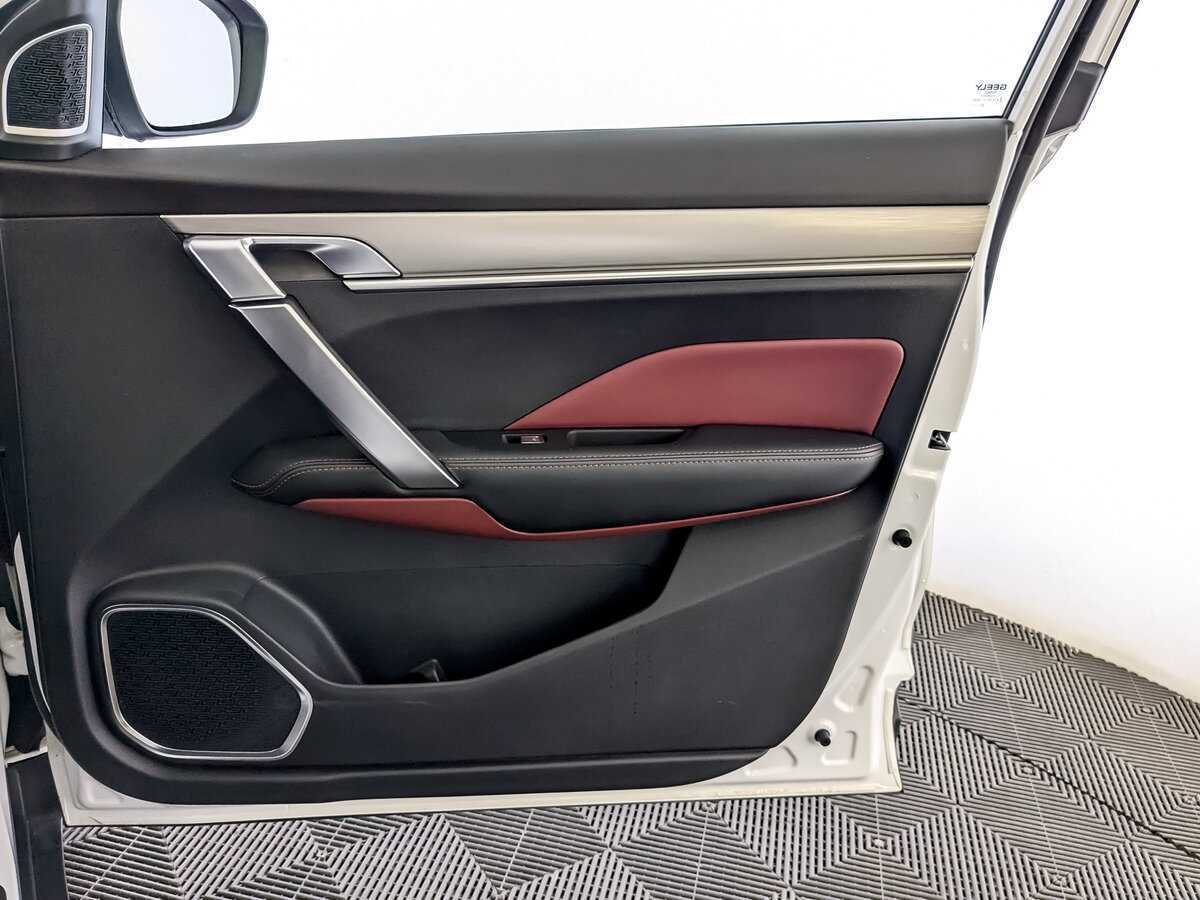 Купить Geely Coolray с пробегом. Фото: #22