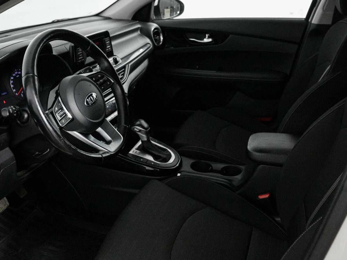Купить Kia Cerato с пробегом. Фото: #8