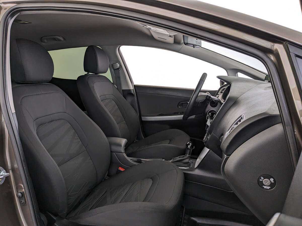 Купить Kia Ceed с пробегом. Фото: #19