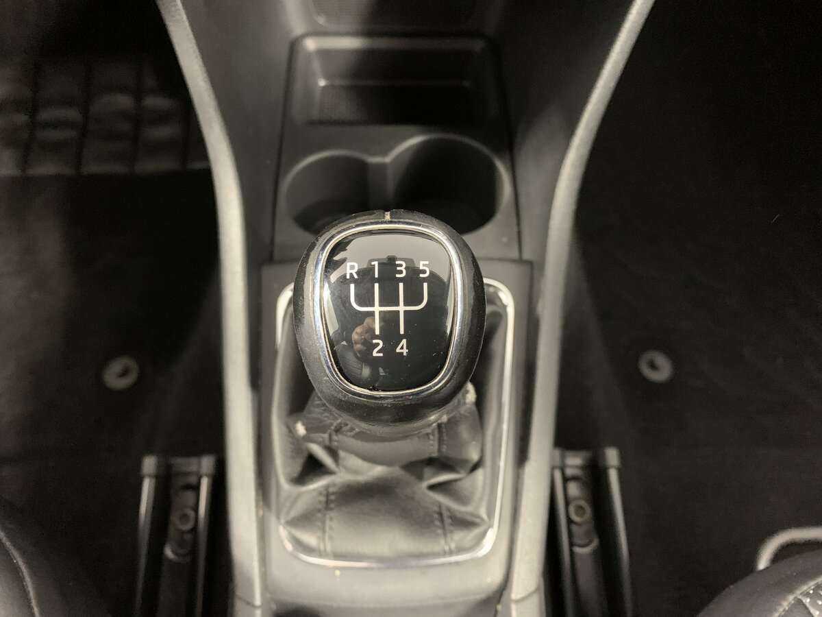 Купить Skoda Rapid с пробегом. Фото: #14