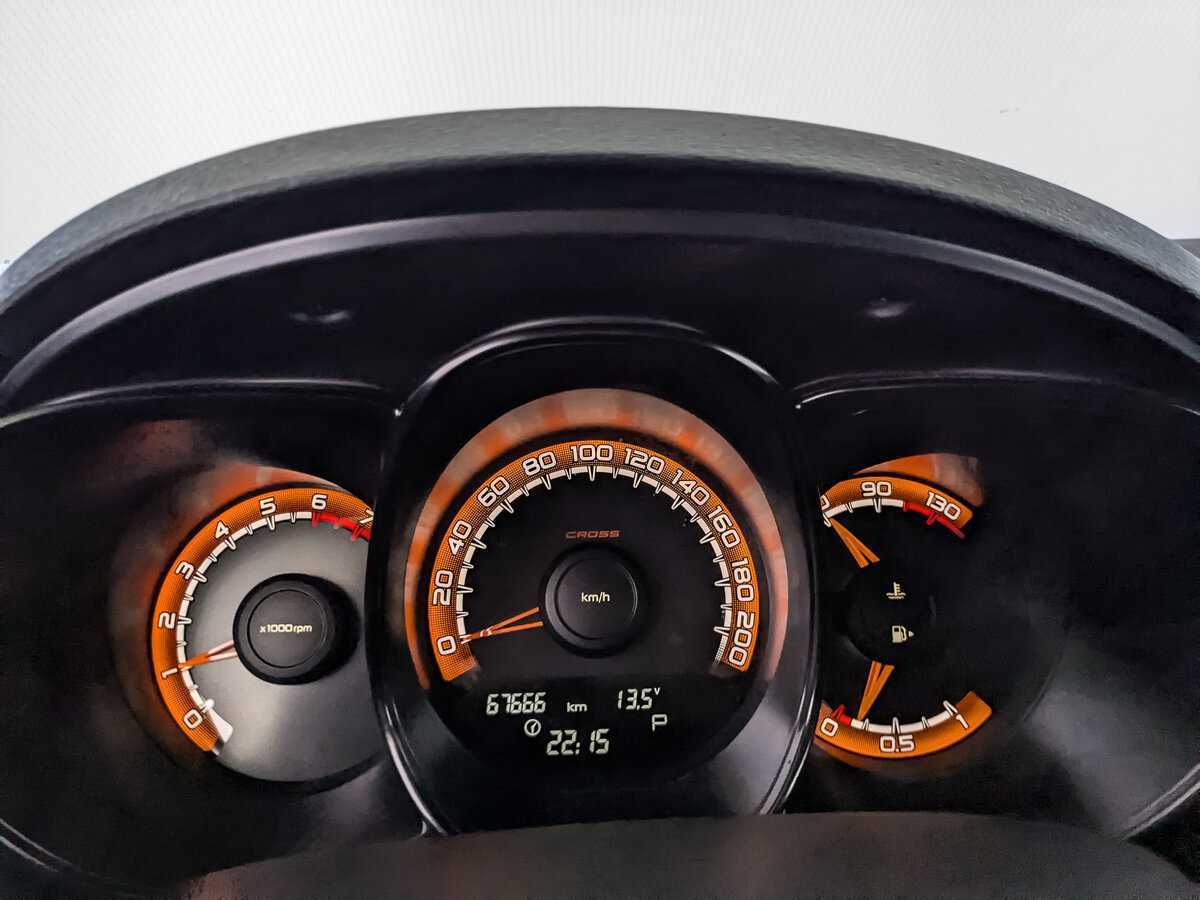 Купить Lada (ВАЗ) Vesta с пробегом. Фото: #10