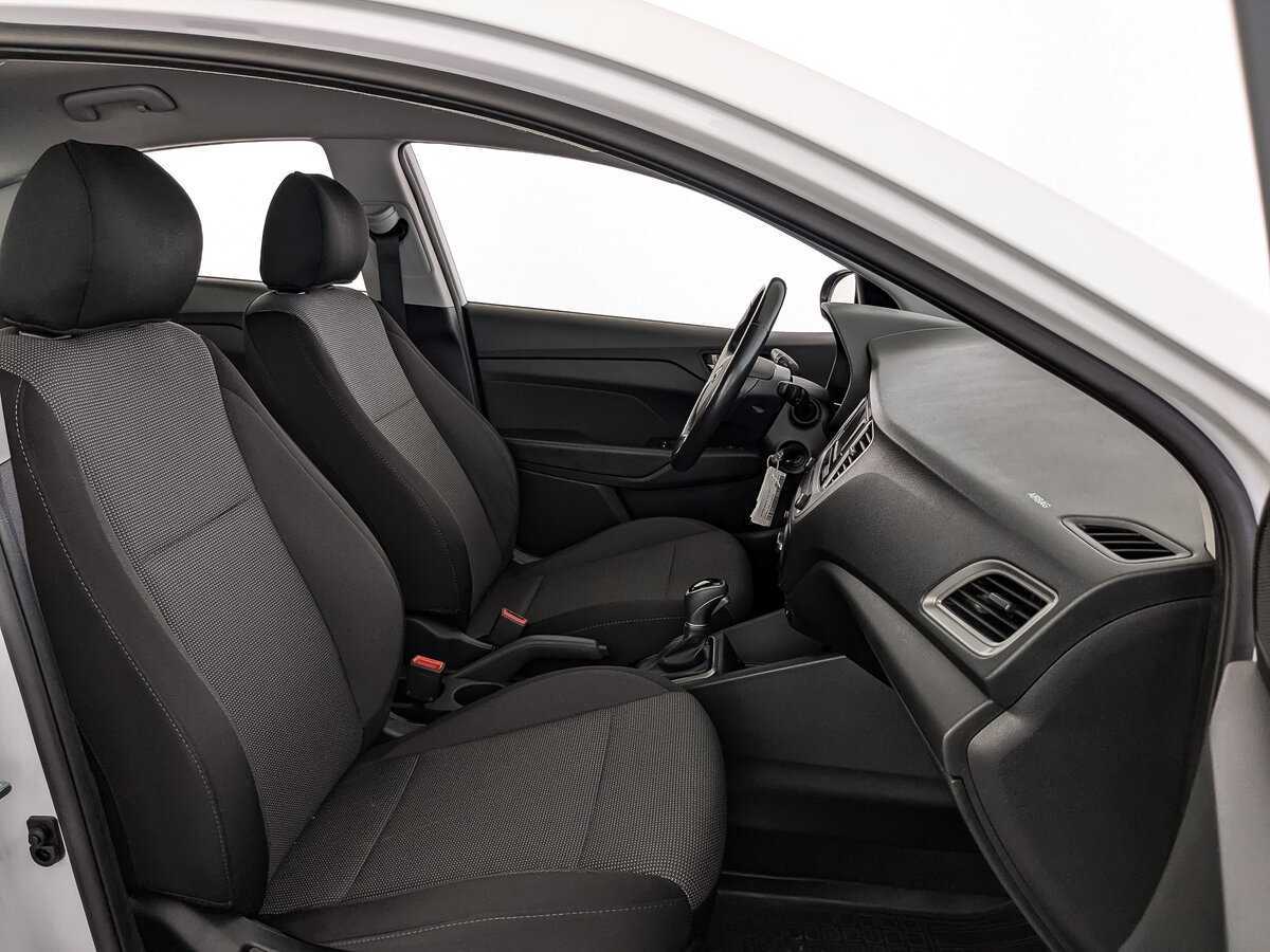 Купить Hyundai Solaris с пробегом. Фото: #19