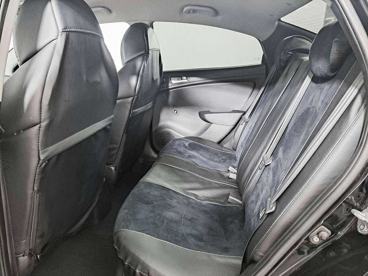 Купить Hyundai Solaris с пробегом. Фото: #7