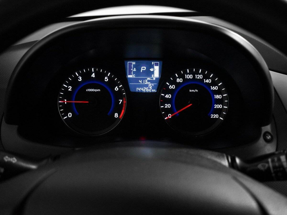 Купить Hyundai Solaris с пробегом. Фото: #16