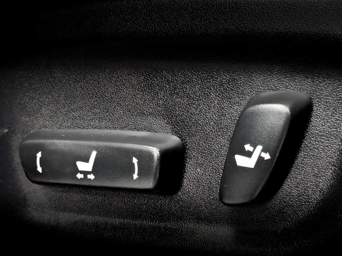 Купить Toyota RAV4 с пробегом. Фото: #27